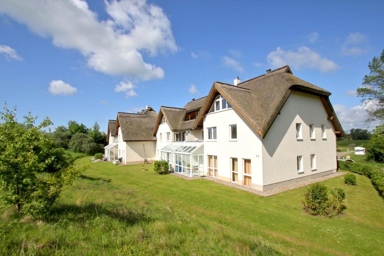 Strandnah Mit Terrasse, Gratis Nutzung Vom Ahoi Erlebnisbad Und Sauna In Sellin - Strandhaus Moenchgut Fewo06 Lobbe Kültér fotó